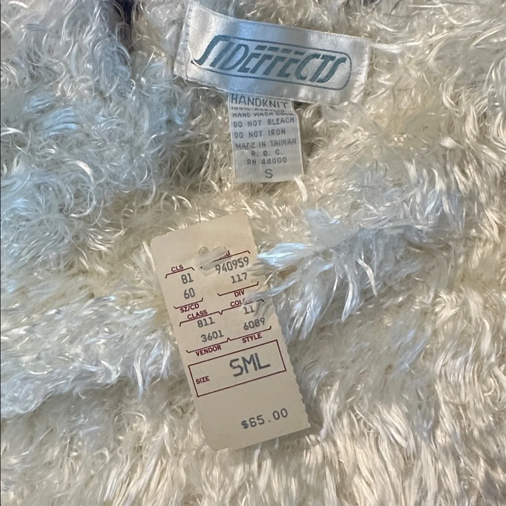 NWT Deadstock Vintage SIDEFFECTS Handknit acrylic fuzzy sweater size S